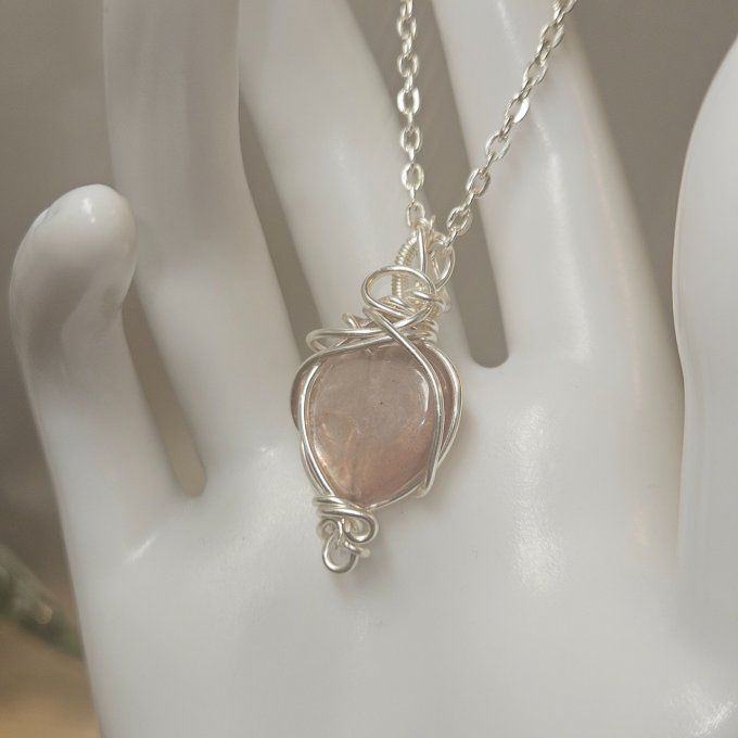 Amulette Lépidolite Rose – ✨Stabilité Intérieure & Paix Émotionnelle✨