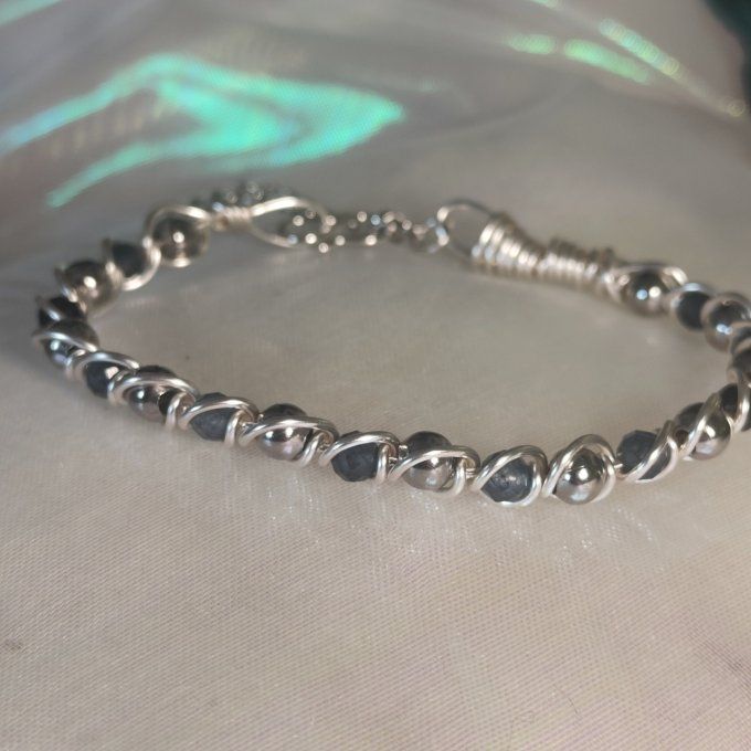Bracelet Perle de saphir 4mm