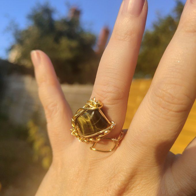 Bague oeil de tigre gemme - carré -ajustable