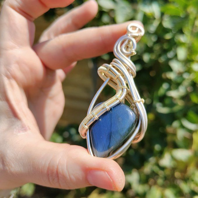 Amulette labradorite Bleu Cercle d'or