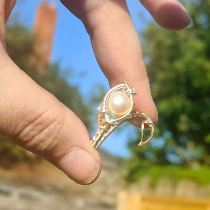 Bague perle de nacre  Ajustable