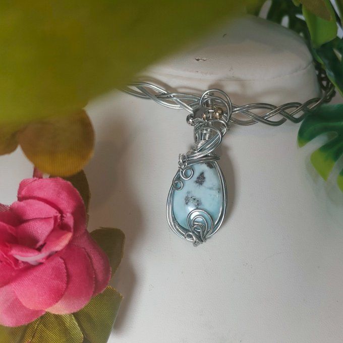 Amulette Larimar 