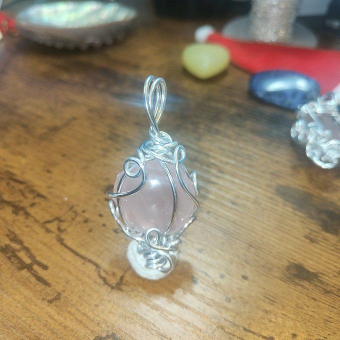 Pierre poison quartz rose 