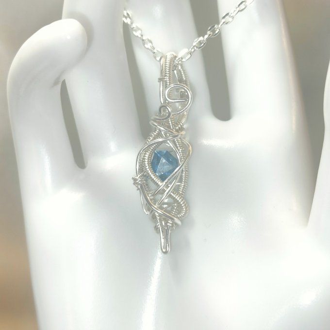 Zircon bleu taille Gemme 