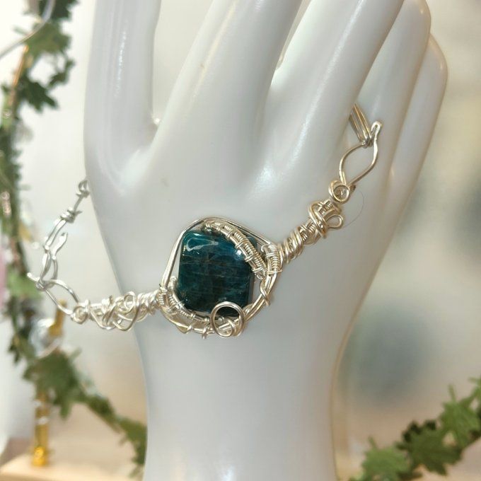 Charms Apatite bleu :collier /diadème - bracelet 