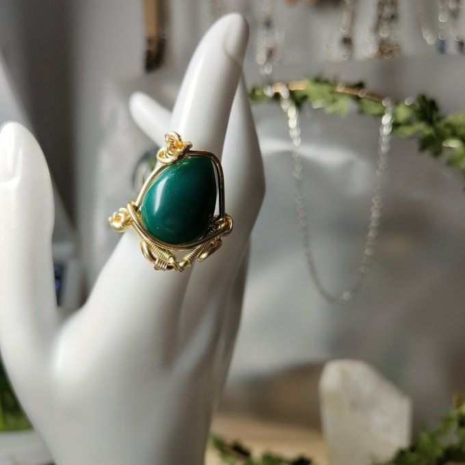 Bague Onyx verte courrone-ajustable