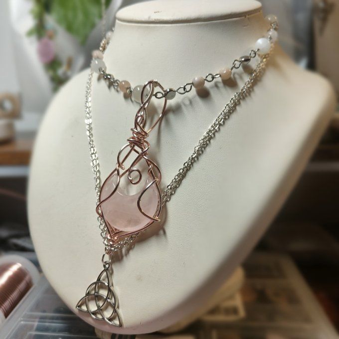 Collier elfique Perle de Rosée réserver a MH