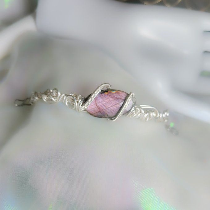 Charms changeant labradorite violette 