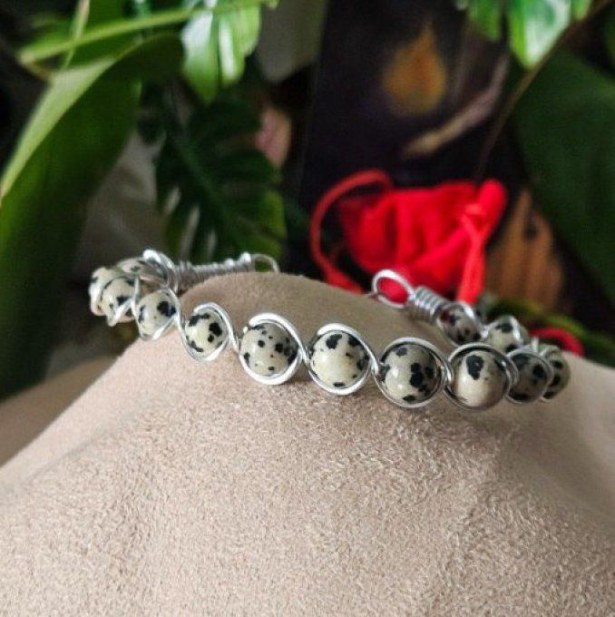 BRACELET JASPE DALMATIEN -6mm 