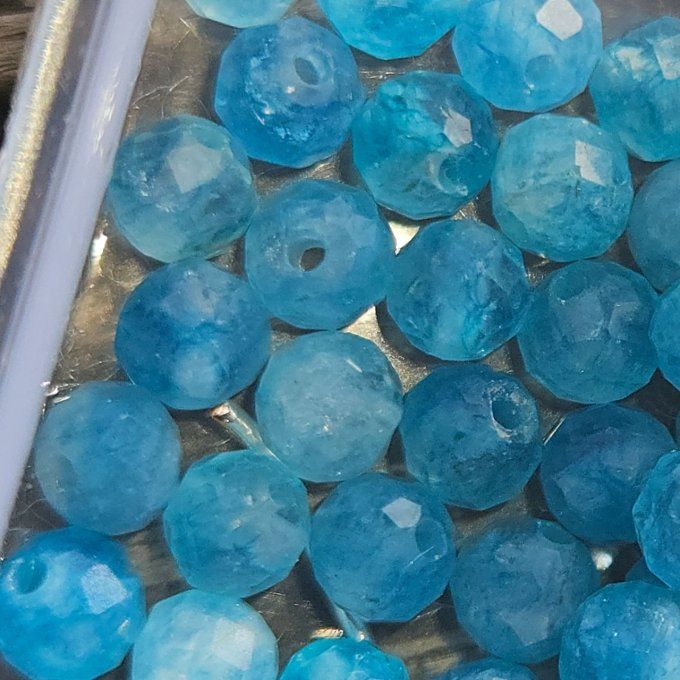 Perles calcite bleu -4mm facette