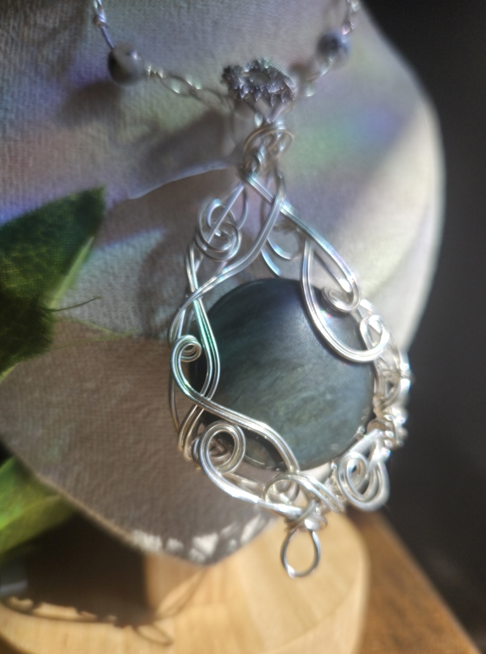 Les pierres noire : bracelet ,bague , collier ,boucle d’oreille , Les pierres noire : bracelet ,bague , collier ,boucle d’oreille ,